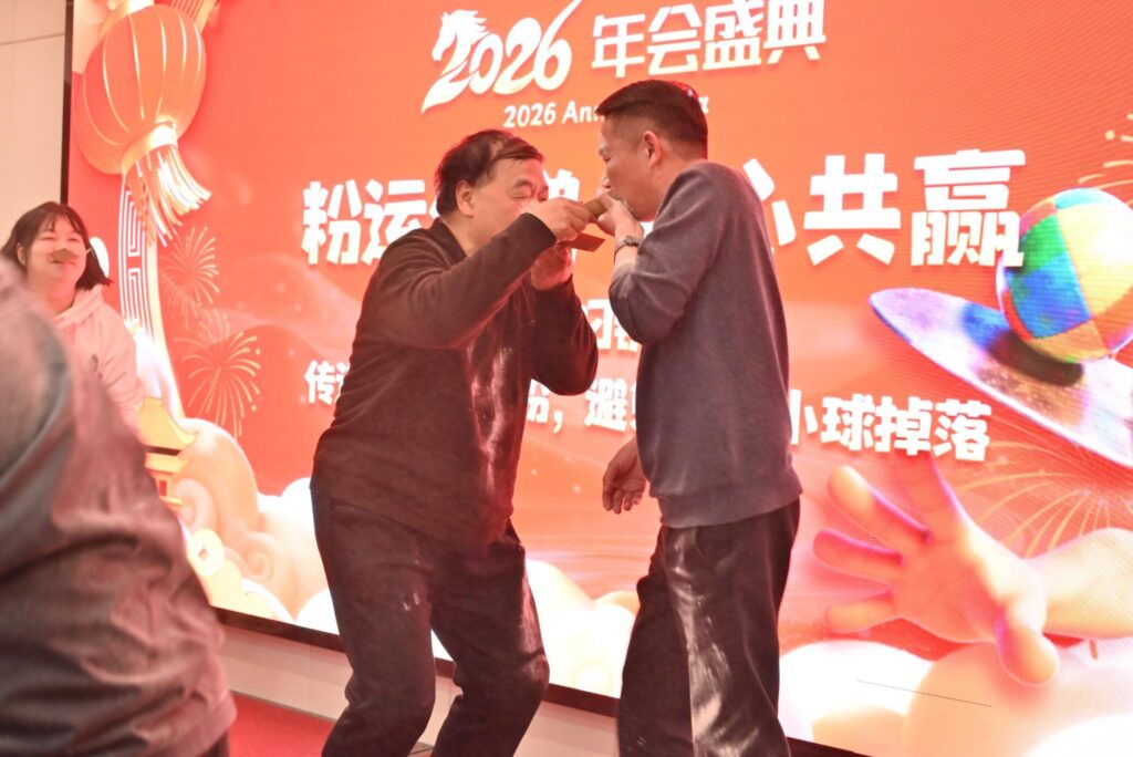 团队协作游戏现场
